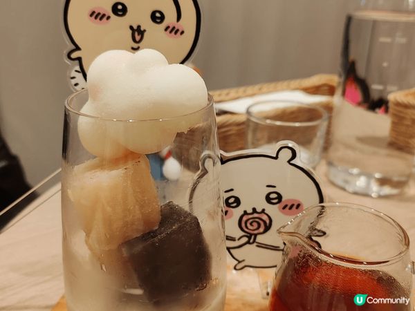 第一次帶埋chii仔同兔兔外遊, 一齊食飛機餐, 食台灣出名...