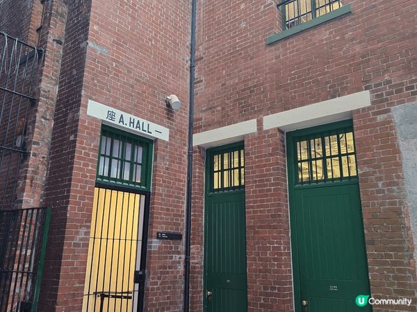 大館，是舊中區警署，為香港法定古蹟，建築具維多利亞時代風格及...