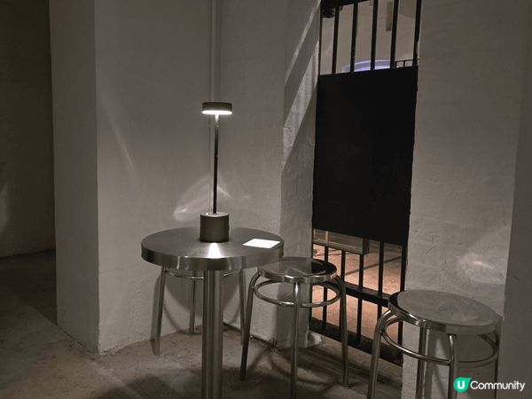 大館，是舊中區警署，為香港法定古蹟，建築具維多利亞時代風格及...