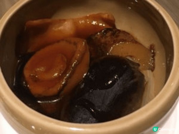 吃肉獸的天地，海鲜又美味，佛跳牆都甘好味，香港自助山吃自助餐...