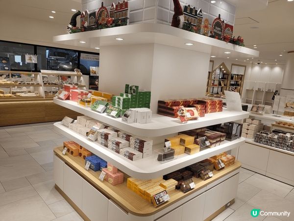 去北海道，一定要行Royce朱古力博物館，入面有特色朱古力同...