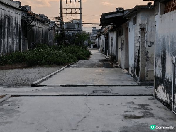 繁華既夜色，燈火璀璨，有幾可會返鄉下，感受一下寧靜既鄉村生活...