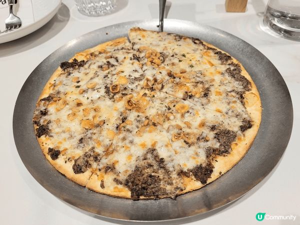 黑松露野菌醬薄餅