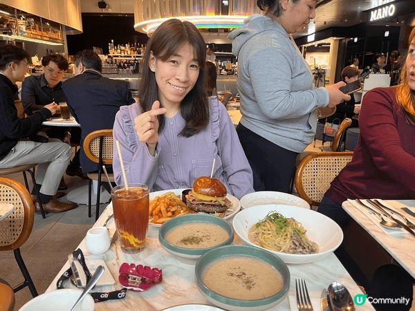 《Yummy lunch @Mano》