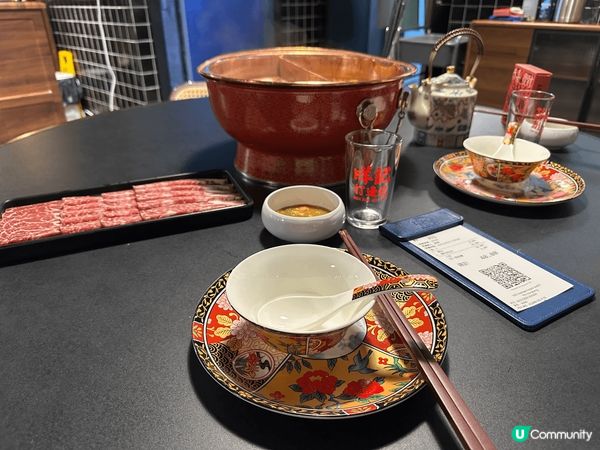 呢間係旺角女人街專食蒙古直送羊肉「咩記打邊爐」環境舒服，羊肉...