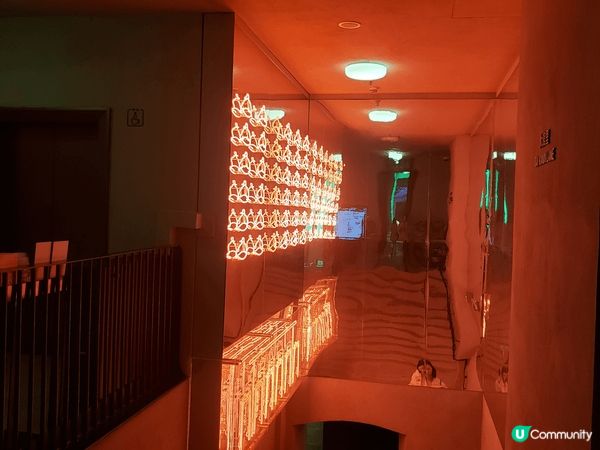 我以往都有去過中環大館參觀，但通常是白天，今次夜遊大館，反而...