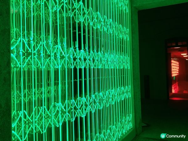 我以往都有去過中環大館參觀，但通常是白天，今次夜遊大館，反而...