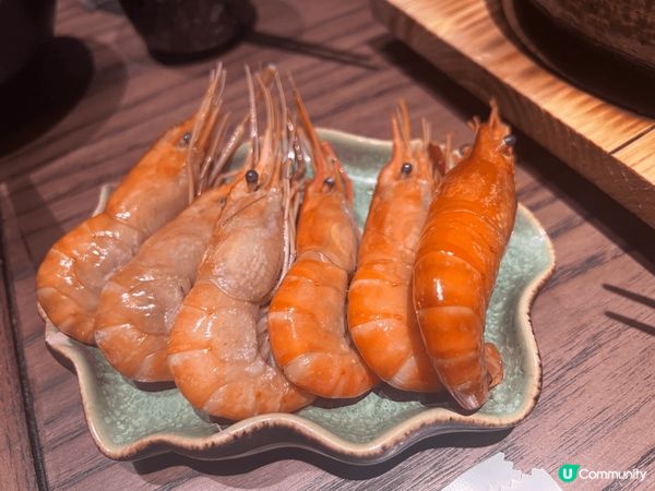 深圳吃蟹三寶，全店以食蟹為主題，蟹煲仔飯4種蟹混合在熱辣辣的...