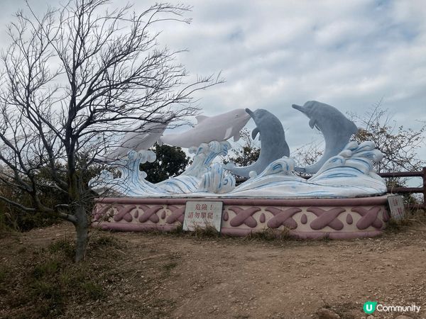 大澳有一條虎山郊遊徑，都適合一家老小，雖然不難行，但有很多梯...