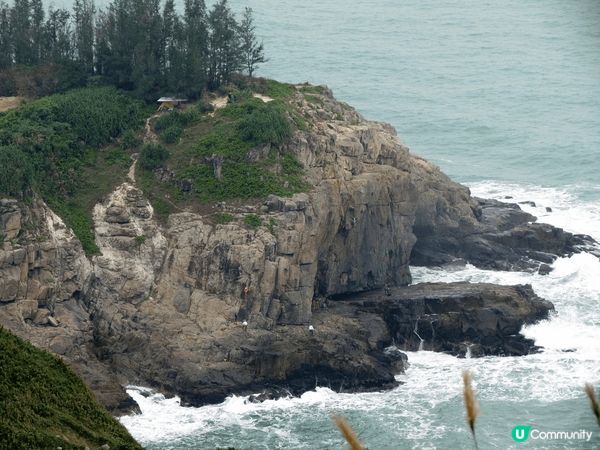 西貢區最南端的島嶼東龍島，島上面有多個著名景點，而我覺得值得...