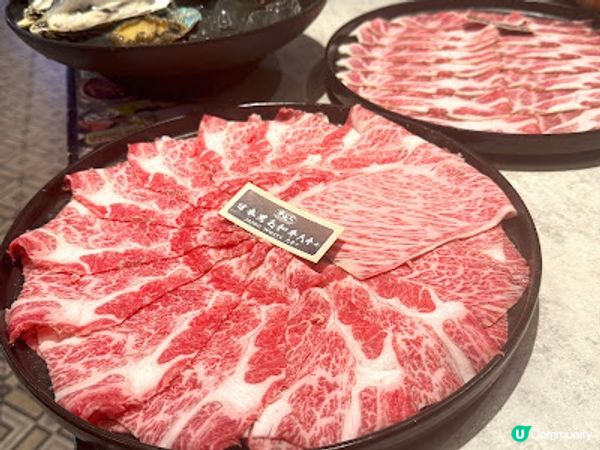 牛大人「日本黑毛和牛A4+」套餐。嘗盡靚牛肉及矜貴鮑魚