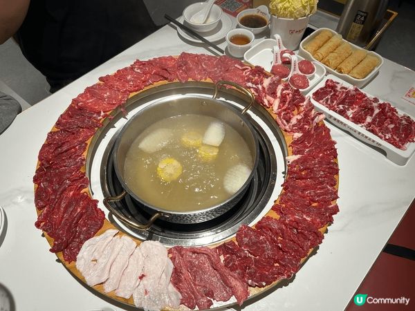 之前喺網上見到人哋推介呢間人氣火鍋店，就同老公兩個人去挑戰食...