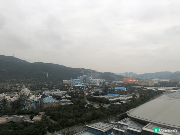 今次入住珠海長隆最新嘅飛船酒店三日兩夜 酒店房好大好舒適 而...