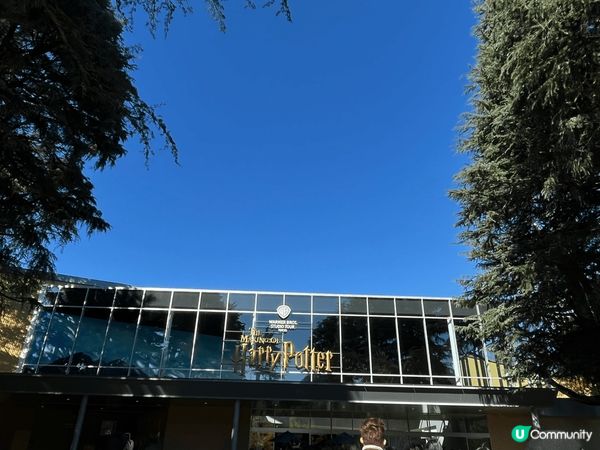 11月嘅時候去咗日本嘅哈利波特影城，呈現返電影嘅場景