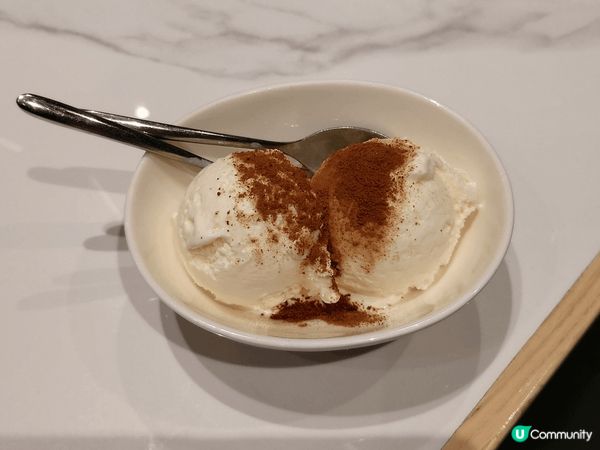 以往有食過Chatterbox Cafe的海南雞飯，今次去食...