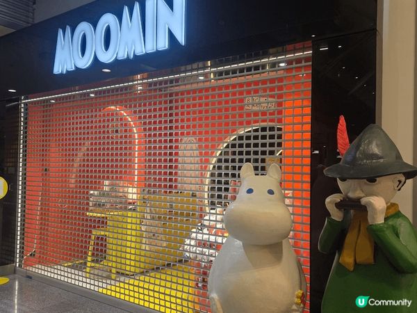 第一次去芬蘭羅瓦涅米機場，過左聖誕節都仲甘有氣氛不愧係聖誕老...