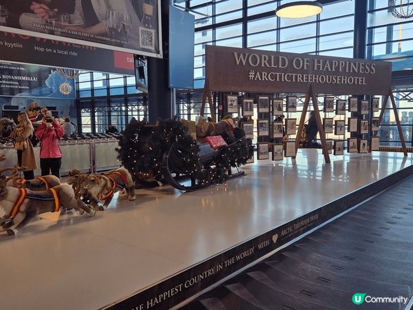 第一次去芬蘭羅瓦涅米機場，過左聖誕節都仲甘有氣氛不愧係聖誕老...