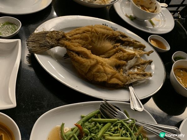 曼谷Icon Siam 商場，有靚景加性價比的戶外餐廳，晚飯...