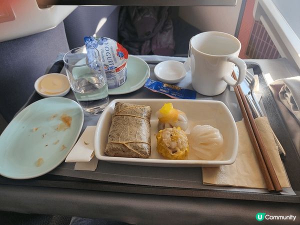 這是我第一次獨旅兼坐商務客艙之體驗，地點為東京。由於是第一次...