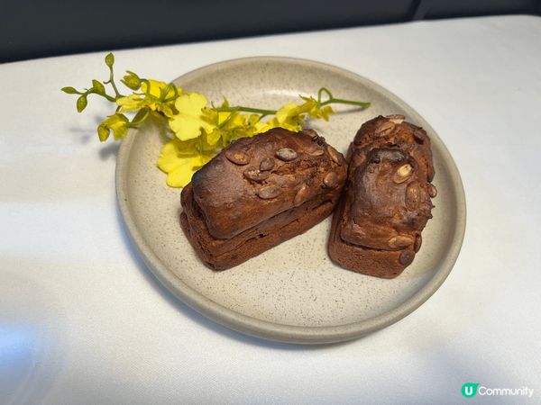 Embla 香港少見的北歐菜，位於上環差館上街。小菜以海鮮及...