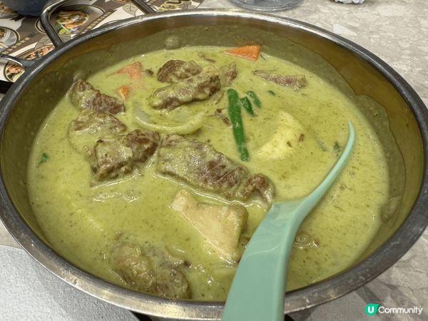 今次推介大家的是位於荃灣8咪半商場裡的The Sloth，我...