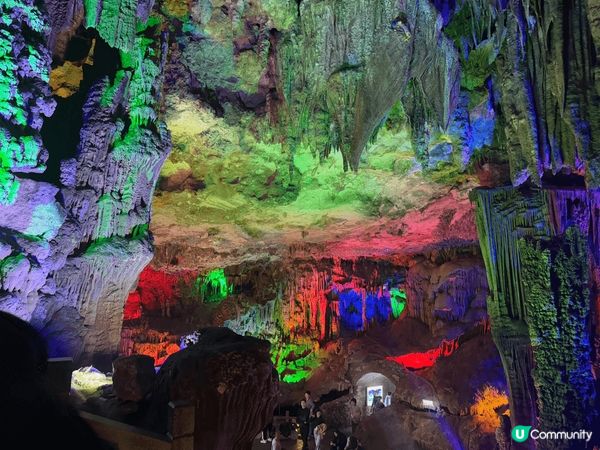 我今次去桂林啦，我好推介漓江遊木筏，因為可以親身撐船而且四周...