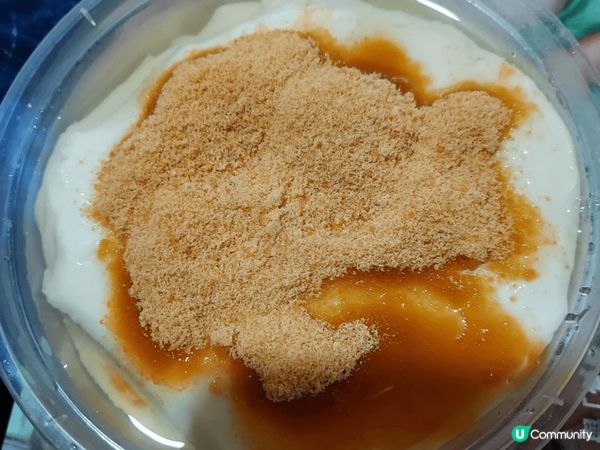 經過油麻地碧街38號G鋪精品豆花，9元一碗，豆腐花味道很香豆...