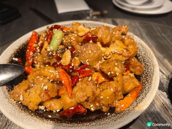 今次來中環的1935 食飯，非常推薦，首先來呢間餐廳原因係有...