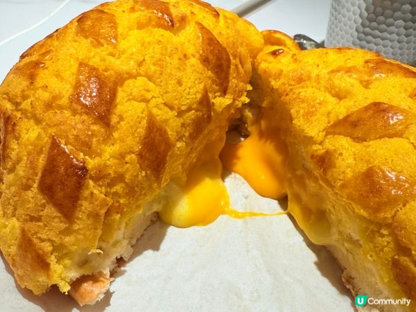 新鮮出爐🎉 拉絲菠蘿包🤤