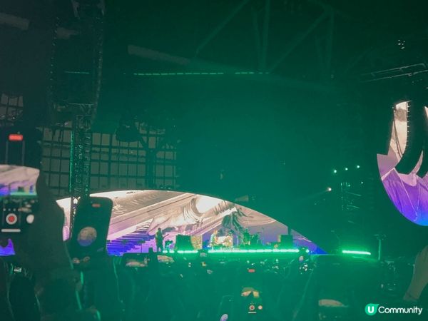 Coldplay演唱會第三場，氣氛好high，Chris M...