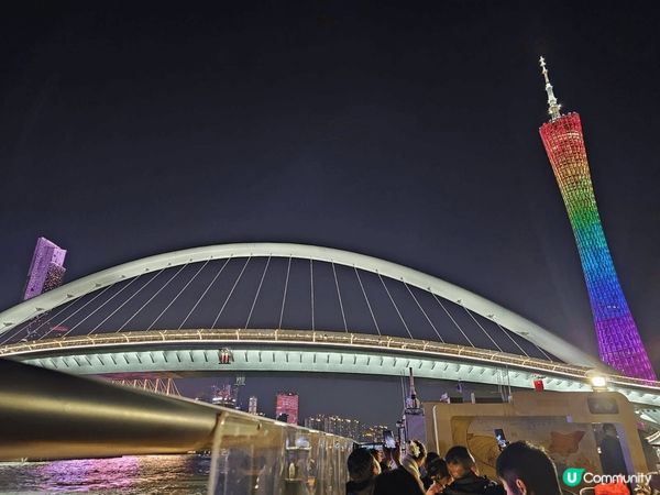 去廣州探姐姐，姐姐帶我去廣州猎德大橋和廣州塔，是廣州的主要交...