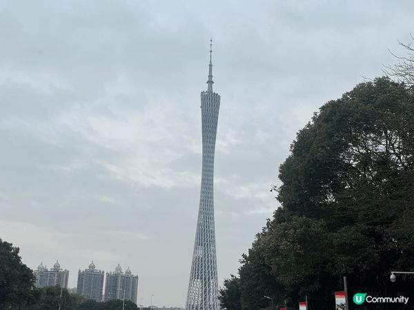 廣州天河區，參觀圖書館、博物館及廣州塔