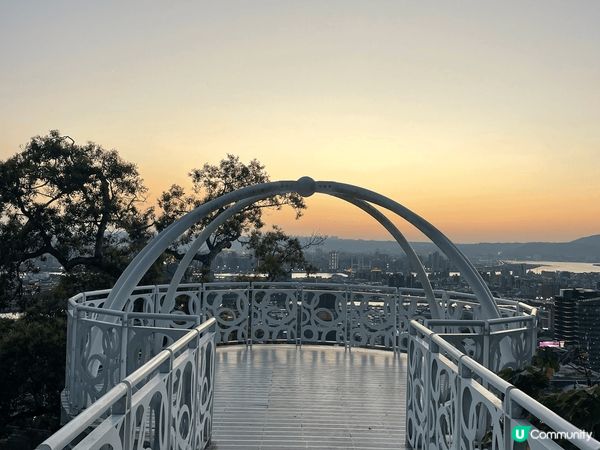 呢度係台北士林區的北眼平台，喺劍潭站步行上山大約30分鐘，就...