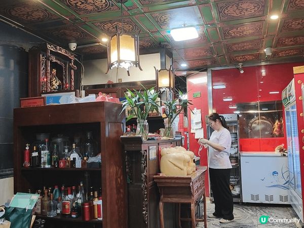 呢間餐廳叫貴友，深圳地鐵9號線紅嶺南站C出口，行少少就到。