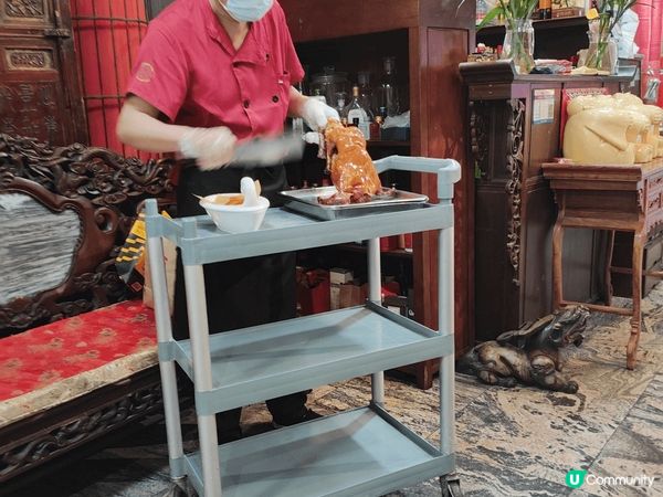 呢間餐廳叫貴友，深圳地鐵9號線紅嶺南站C出口，行少少就到。
