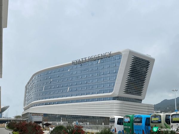 經港珠澳大橋前往珠海參觀珠海太空中心非常方便，車程時間段全程...