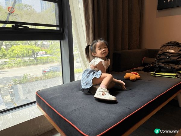 我哋兩公婆同過兩歲半嘅女係啱啱嘅復活節假期去咗深圳住酒店兩日...