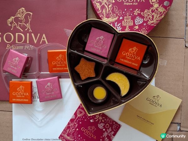 3月14日我收到了這份情人節禮物，超開心呀！9顆裝GODIV...