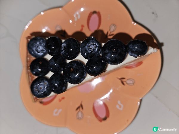 Starbucks藍莓芝士蛋糕好好味，大大粒藍莓一D都唔酸，...