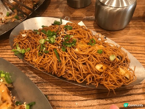 在附近做完義工後，跟前同事到了位於油麻地的豆公館吃午飯，早就...