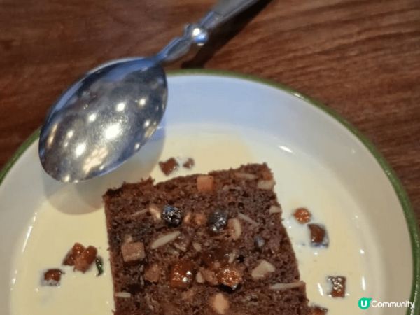 大甲芋泥卷。首先，這個甜品是每日新鮮製造，配以低糖配方，甜而...