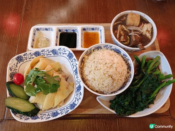 主打東南亞懷舊創意菜的「玖子茶」在荃灣及青衣都設有分店，今次...