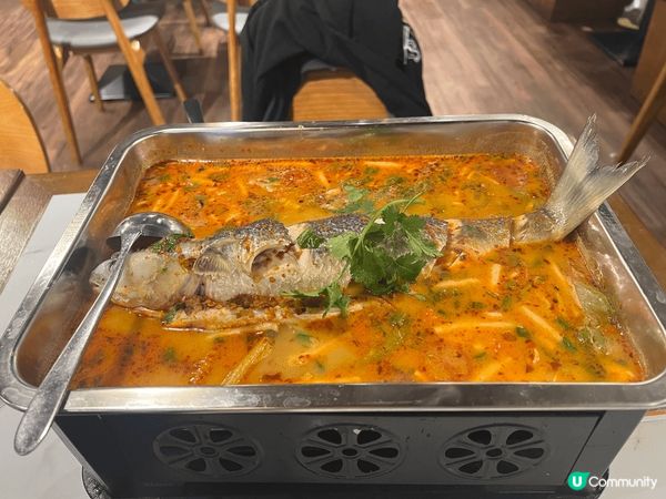 今次去咗觀塘泰國泰味餐廳，叫咗蠔餅、冬陰功魚、金邊粉同埋小食...