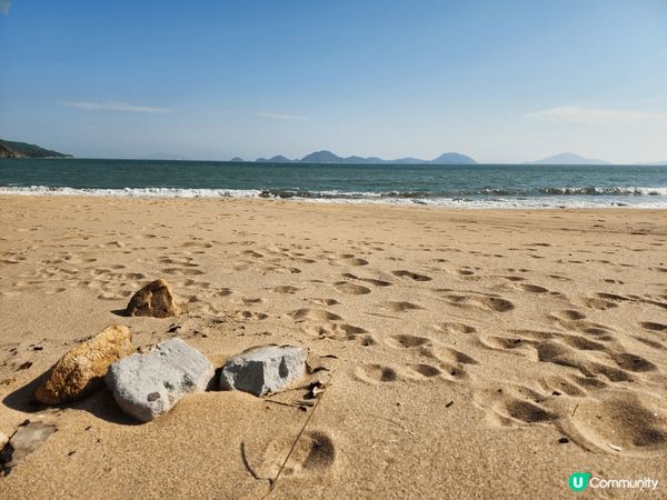 大嶼山大浪灣村 無人沙灘🏖️，呢度好舒服，遠離塵囂，係度行下...