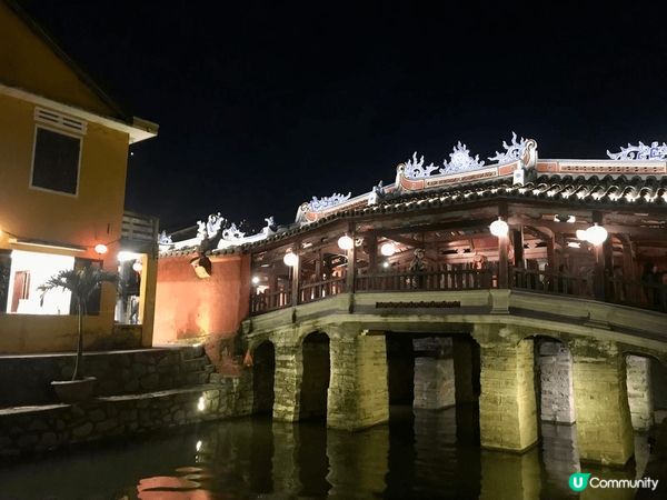 位於越南的會安古城，早就被納入世界文化遺產，早午晚也有不同的...