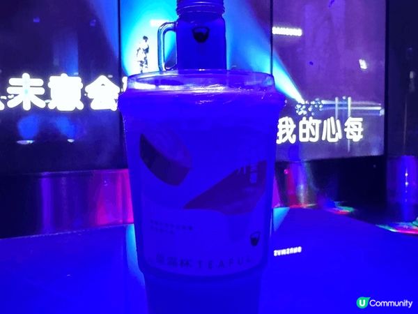 深圳其中一個打卡熱點，當然係唱K ！通常都會去連鎖唱K店-「...