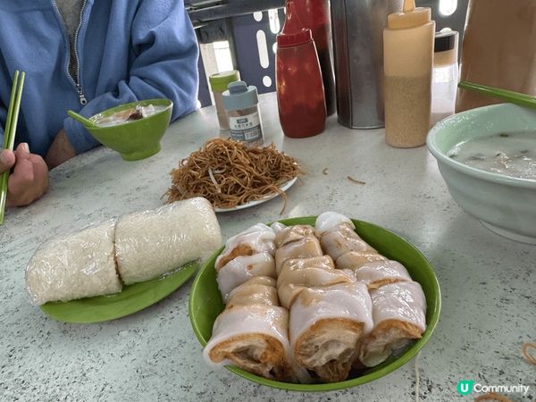 位於南山邨，買少見少嘅冬菇亭粥鋪，艇仔粥、炒麵、炸兩…非常地...