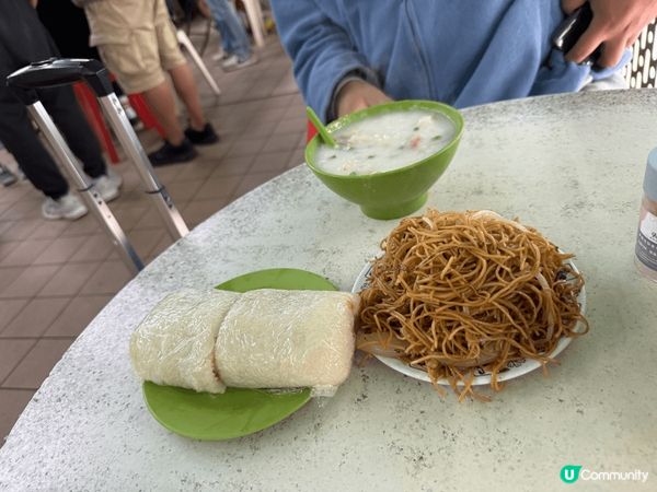 位於南山邨，買少見少嘅冬菇亭粥鋪，艇仔粥、炒麵、炸兩…非常地...