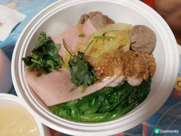 我上載的圖片係我最愛的米線陣，今次食左我最鍾意的大汗豬扒擔擔...