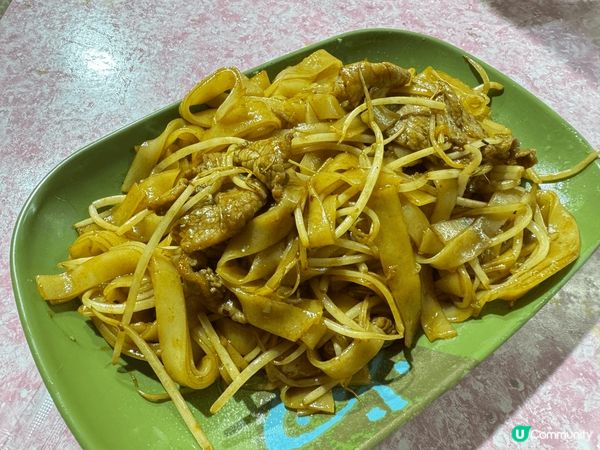 最鍾意食煎釀三寶同乾炒牛河，好有香港特色嘅美食，好有滋味